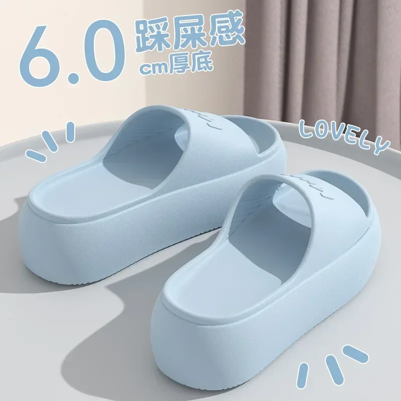 ファッション性の高い夏用EVAスリッパ。厚底で滑りにくく、女 - Flippers Swimming のレビューと価格
