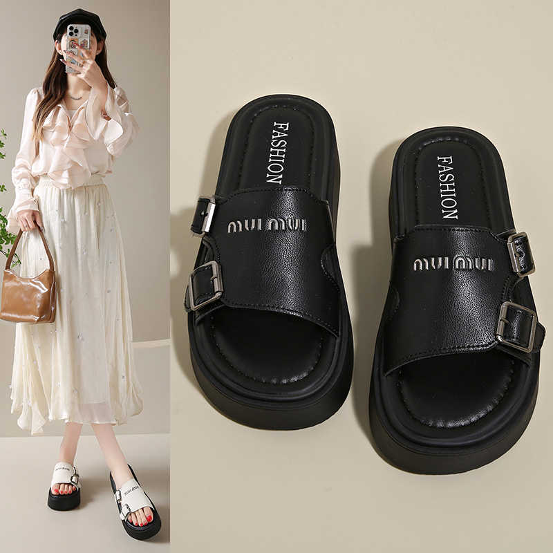 滑り止め T ストラップ女性かわいい履物スリッパフリップフロ - Water Shoes のレビューと価格